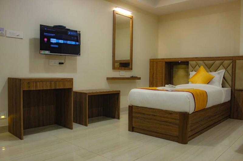 Rr Mount Elite Suites Chennai Exterior foto